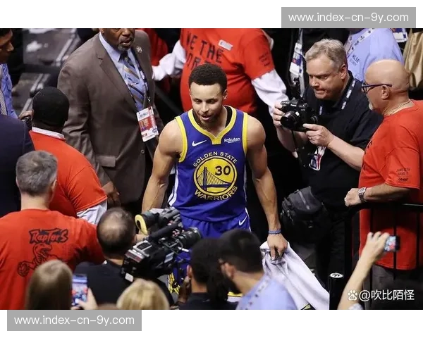 勇士客场挑战太阳，库里缺阵考验球队深度